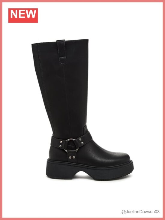 Shoes - Women's Faux Leather Chunky Lug Sole Pull-On Boots